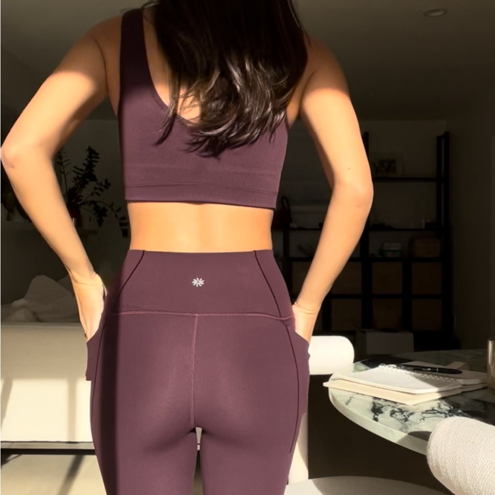 Maroon Ribbed Crop Top - Picture 3 of 4